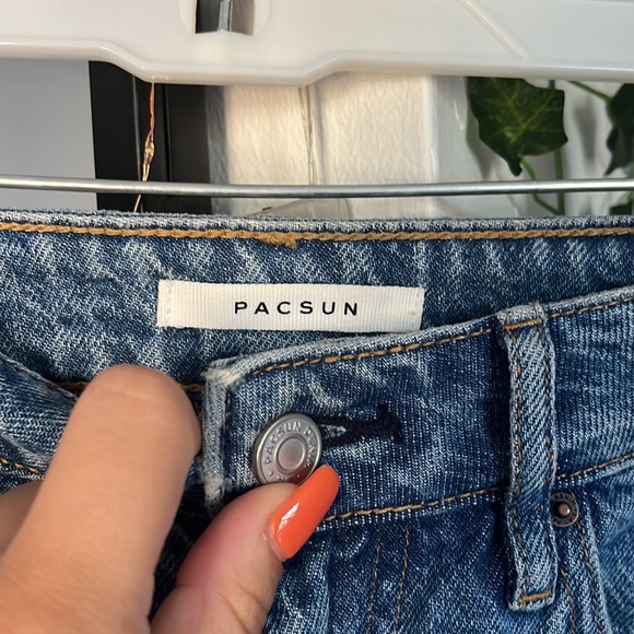 Pacsun Mom Jean - Picture 3 of 5